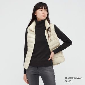 Black Cashmere Turtleneck Sweater